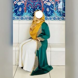 Women’s Abaya 3 Piece Set + Scarf